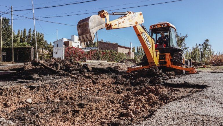 Comenzó la repavimentación de Avenida del Trabajo en Plottier