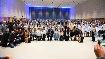 La ministra Corroza y el intendente Gaido participaron del acto junto a más de 250 alumnos de cuarto grado