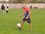 El neuquino que hace deportes en alpargatas: una carrera de 16 kilómetros