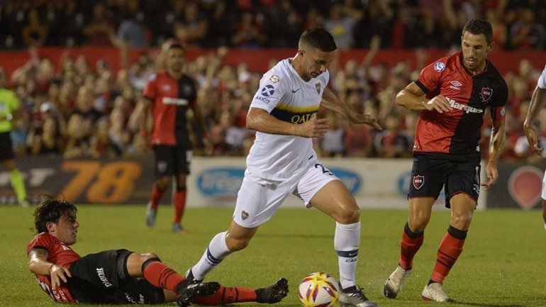 Boca sufrió hasta el final para rescatar un punto en Rosario