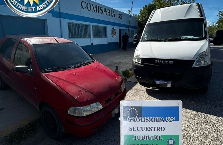 El camión distribuidor de snack fue robado esta mañana en Neuquén y recuperado en el Barrio del Trabajo | LM Neuquen El camión distribuidor de snack fue robado esta mañana en Neuquén y recuperado en el Barrio del Trabajo