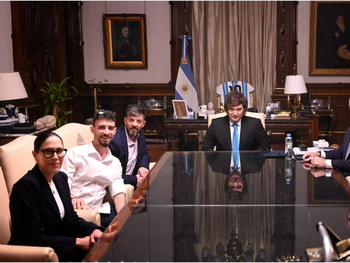 Javier Milei recibió a los hermanos Cunio en Casa Rosada.