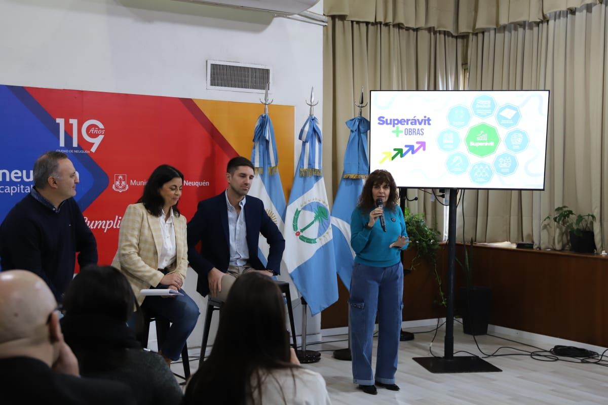 Autoridades anunciaron una fuerte inversión en luminarias y maquinarias para Neuquén / Foto&nbsp;