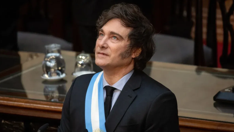Javier Milei acorralado de cara a octubre
