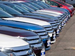 Este servicio es dinámico y agiliza el trámite de altas de 0KM y transferencias de usados. Este servicio es dinámico y agiliza el trámite de altas de 0KM y transferencias de usados.