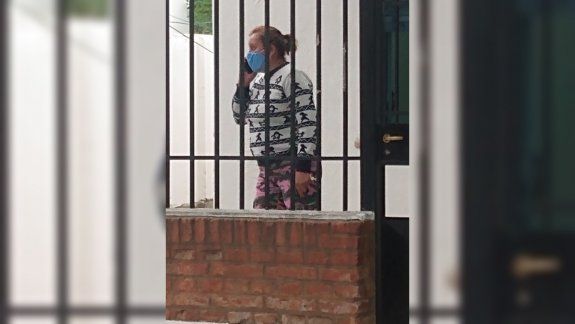 La mujer que tuvo de rehén a un abogado por 11 horas ya está en prisión