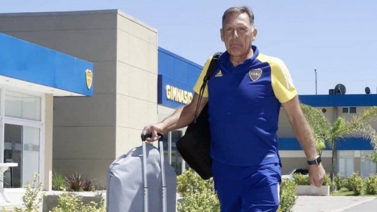 Miguel Ängel Russo con algunas dudas.   