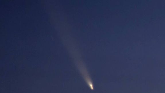 Así se ve el cometa del siglo en Zapala. (Foto: Dario Martínez).