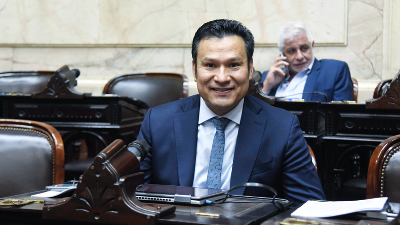 Osvaldo Llancafilo vuelve a trabajar como estatal tras cumplir el mandato de diputado nacional | LM Neuquen Osvaldo Llancafilo vuelve a trabajar como estatal tras cumplir el mandato de diputado nacional