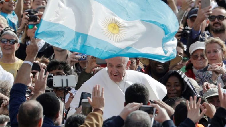 El 21 de abril de 2025 falleció en su residencia en Santa Marta. | LM Neuquen El 21 de abril de 2025 falleció en su residencia en Santa Marta.