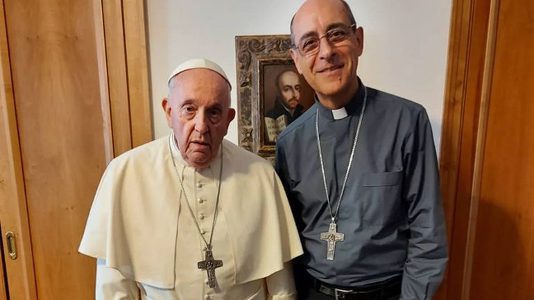 El papa Francisco junto al Obispo Víctor Manuel El papa Francisco junto al Obispo Víctor Manuel