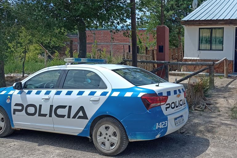 El allanamiento se realizó en el domicilio de la enfermera que vendió y aplicó una dosis de la vacuna del HPV a una señora de Las Lajas. El allanamiento se realizó en el domicilio de la enfermera que vendió y aplicó una dosis de la vacuna del HPV a una señora de Las Lajas.