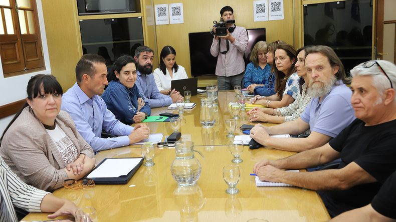 ATEN expuso sus pretensiones para la paritaria 2026. | LM Neuquen ATEN expuso sus pretensiones para la paritaria 2026.