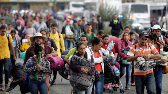 EE.UU. frenó una caravana de migrantes