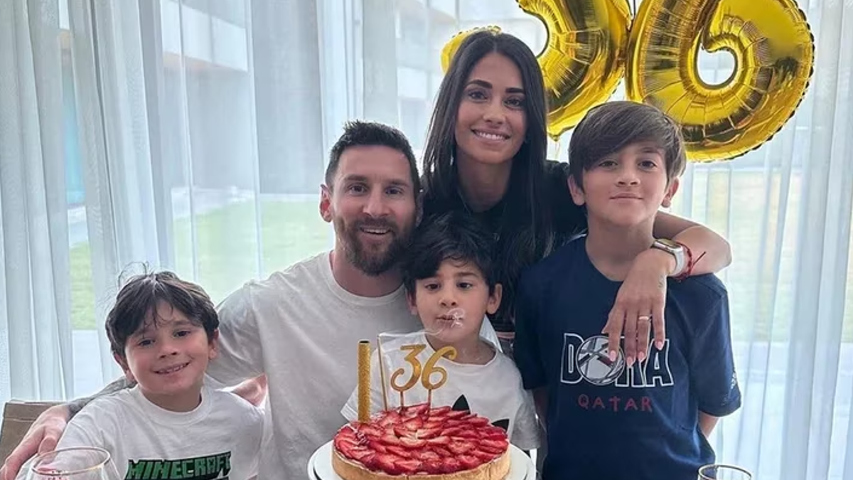 Antonela Roccuzzo le dedicó un romántico saludo de cumpleaños a Lionel Messi thumbnail