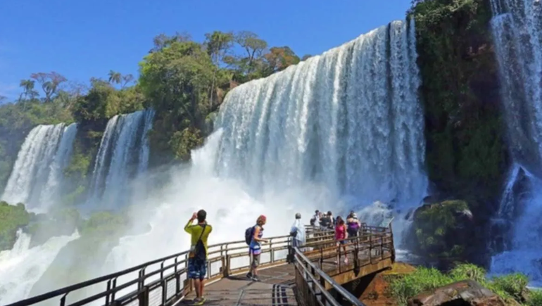 Cataratas del Iguazú: sacan más de 270 mil pesos en monedas