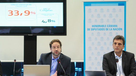 El diputado Marco Lavagna, ayer, al dar a conocer el IPC Congreso.