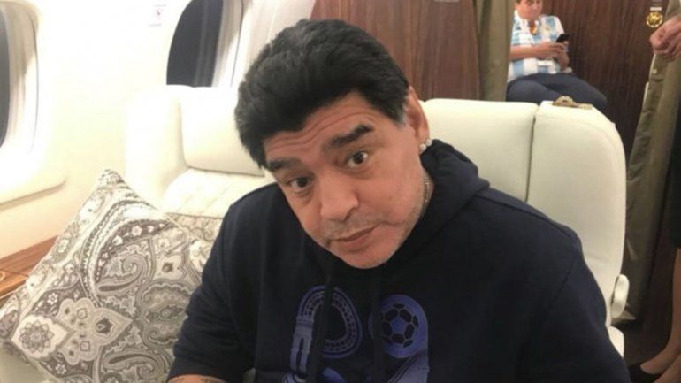 Vía Whatsapp se divulgaron tres audios que aseguraban que el Diez había muerto.