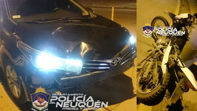 Robaron una moto y los chocaron mientras huían