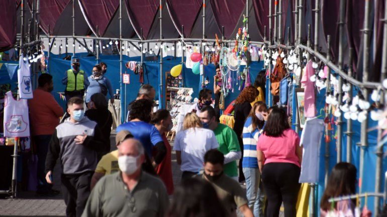 La vida vuelve de poco a la normalidad: cinco señales en Neuquén