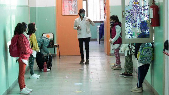 El martes vuelven las clases presenciales en el conglomerado Neuquén