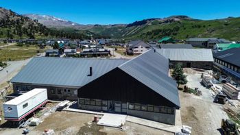 tras el incendio, caviahue reinaugura la escuela 164 completamente nueva tras el incendio, caviahue reinaugura la escuela 164 completamente nueva