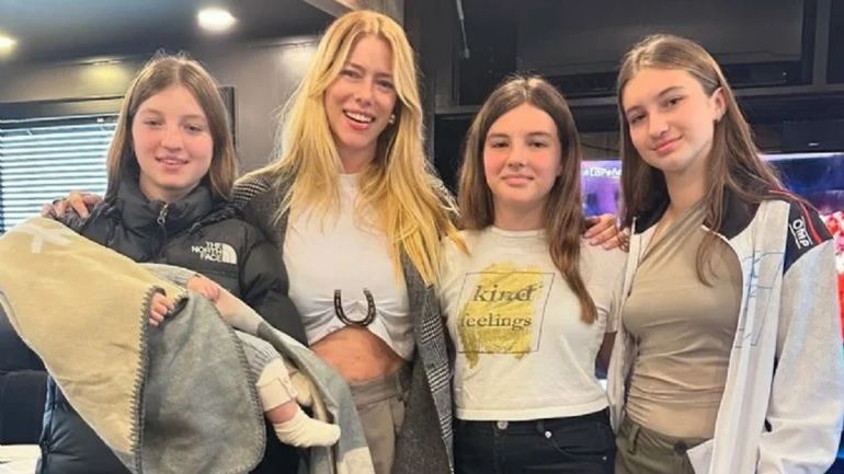 Nicole Neumann y sus hijos
