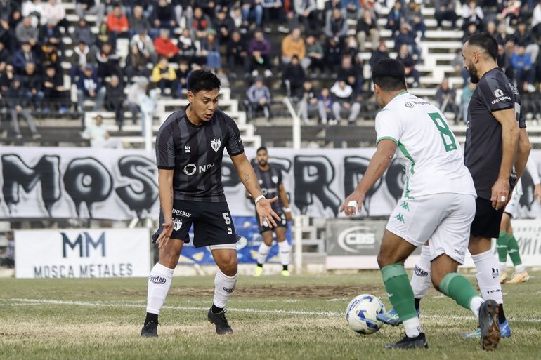 Cipolletti volvió a perder en La Visera y profundiza su crisis