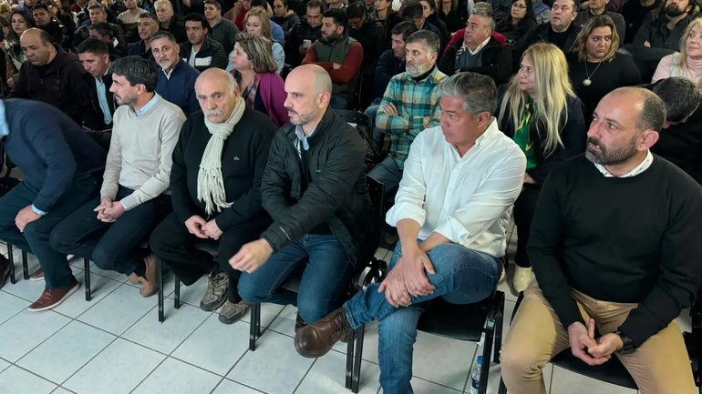 El gobernador Rolando Figueroa