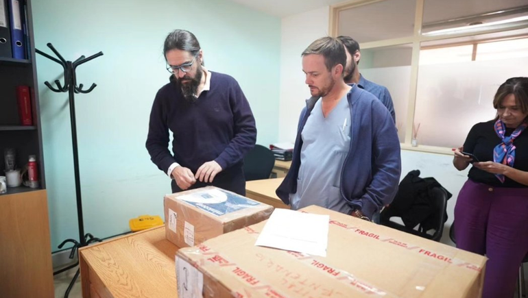 El ministro Regueiro entregó el segundo informe sobre la emergencia sanitaria en Neuquén