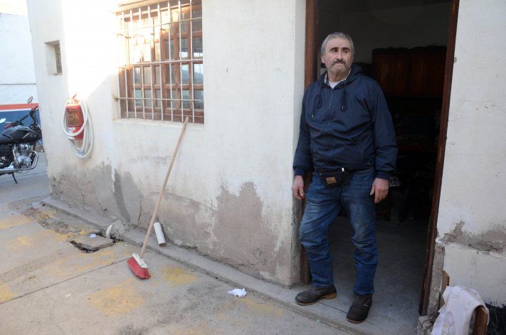 Su hijo lo denunció por usurpación y ahora enfrenta un desalojo