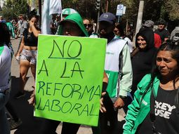 quintriqueo lanzo un paro de estatales para este viernes en neuquen: marchan contra la reforma laboral quintriqueo lanzo un paro de estatales para este viernes en neuquen: marchan contra la reforma laboral