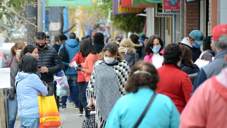 Nuevo récord de casos de coronavirus en el país: 240 contagios