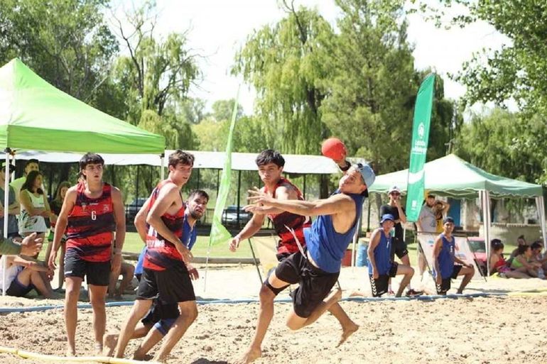 El Patagónico de Beach Handball se juega entre Navidad y Año Nuevo