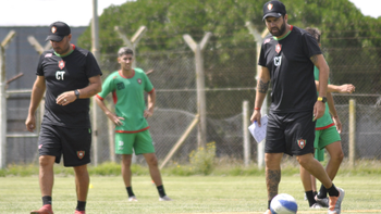 la tabla de la zona a y el rival de cipo que se quedo sin dt la tabla de la zona a y el rival de cipo que se quedo sin dt