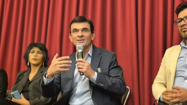 Rodrigo Paz Pereira, de la democracia cristiana, se impuso en primera vuelta en las elecciones presidenciales de Bolivia. Rodrigo Paz Pereira, de la democracia cristiana, se impuso en primera vuelta en las elecciones presidenciales de Bolivia.