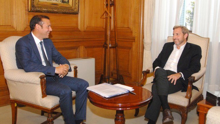 Omar Gutiérrez y el ministro del Interior