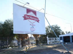 La planta de Albardón tenía 22.000 m² y capacidad para 3.000 toneladas mensuales. La planta de Albardón tenía 22.000 m² y capacidad para 3.000 toneladas mensuales.