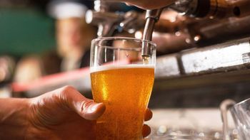 A pesar de haber sido corrido por beber cerveza en horario laboral, la Justicia española falló a favor del empleado. A pesar de haber sido corrido por beber cerveza en horario laboral, la Justicia española falló a favor del empleado.