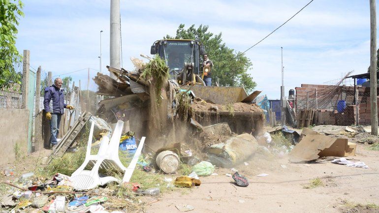 Comenzó el operativo de limpieza en Cuenca XV