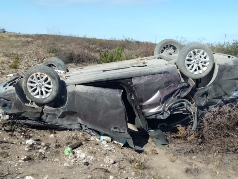 Familia neuquina sufrió un vuelco y murieron tres personas