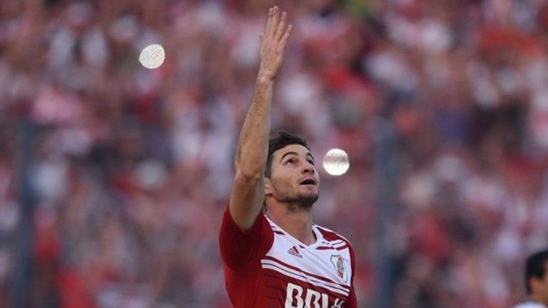 Alario es la garantía de gol millonaria. Volverá a hacer dupla con Driussi.