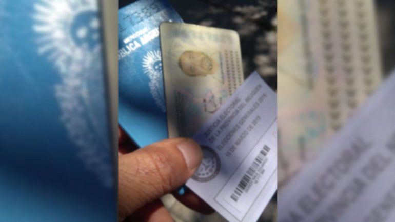 El drama de Godoy: fue a votar con un DNI viejo