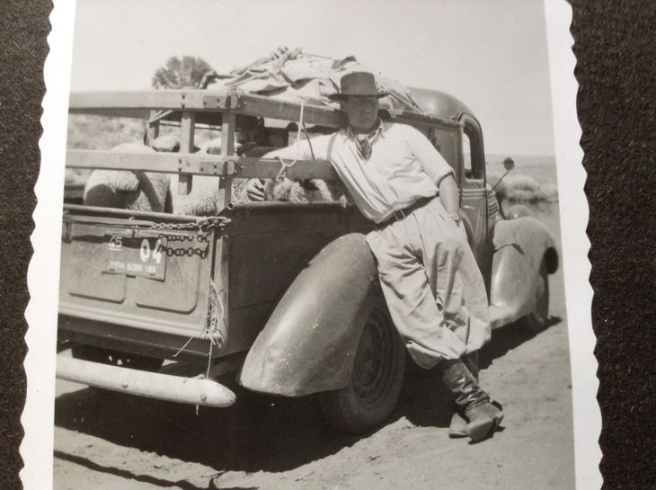 Don Ricardo Trannack llevando carneros a la SRN. Foto: gentileza SRN Don Ricardo Trannack llevando carneros a la SRN. Foto: gentileza SRN
