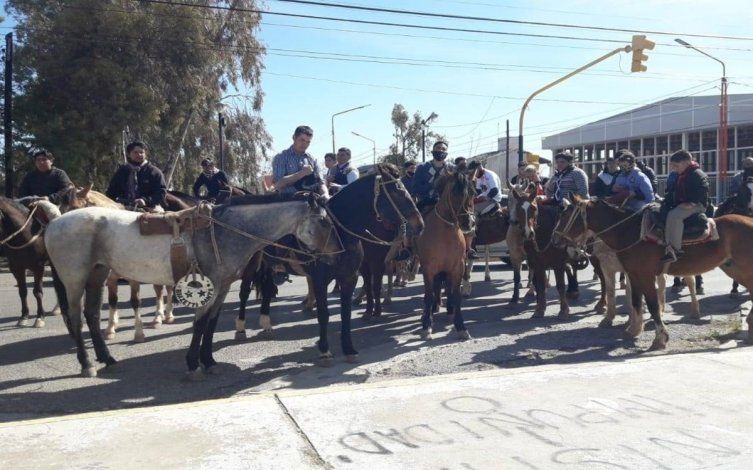 Un año sin Dante Biazetti: familia y amigos cabalgaron por Justicia