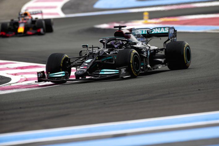 Lewis Hamilton, tras el segundo puesto conseguido en el Gran Premio de Francia, contó que deberán encontrar mejor ritmo en el Mercedes de cara al futuro.