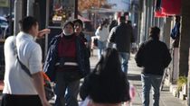 el sector comercial neuquino genera operaciones mensuales por 150 millones de dolares