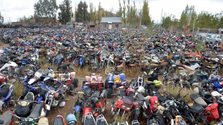 Los depósitos están desbordados por la gran cantidad de motos que son secuestradas durante los operativos de tránsito.