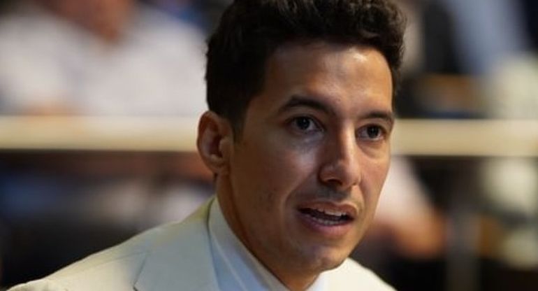 Pedro Puerta fue quien "acercó" a Kiczka al partido, con vínculos con La Libertad Avanza. Pedro Puerta fue quien "acercó" a Kiczka al partido, con vínculos con La Libertad Avanza.