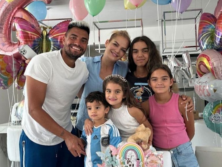 Eliana Guercio y su familia Eliana Guercio y su familia